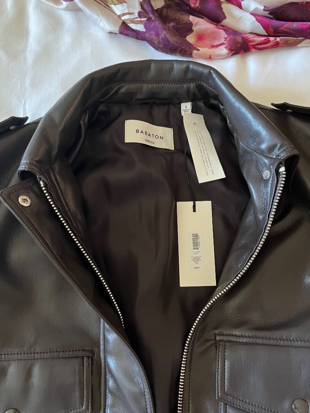 Aritzia Croft Unreal Leather Bomber Jacket - Rich mocha Brown - Small - Picture 5 of 13